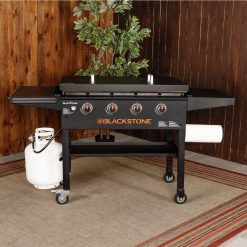 Alternative view of Blackstone 4-Burner 36" Griddle Cooking Station with Hard Cover